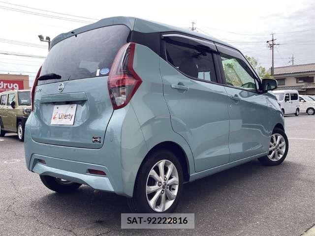 Nissan DAYZ 2021-09 8365457-4
