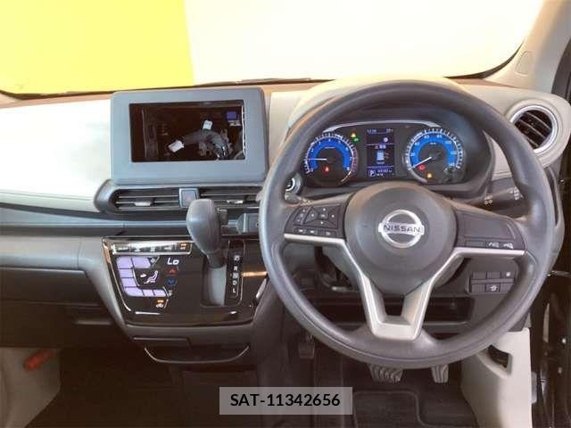 Nissan DAYZ 2021-11 8365493-1