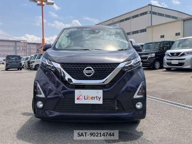 Nissan DAYZ 2019-04 8365496-4
