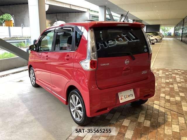 Nissan DAYZ 2015-08 8365521-19
