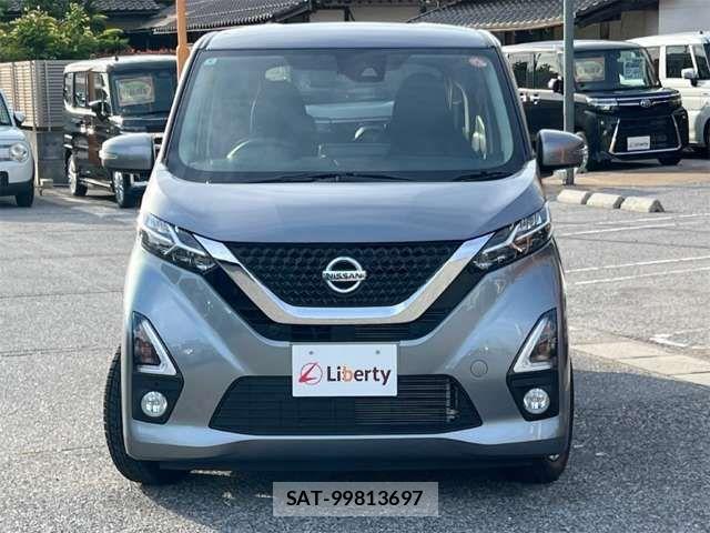 Nissan DAYZ 2020-02 8365435-4