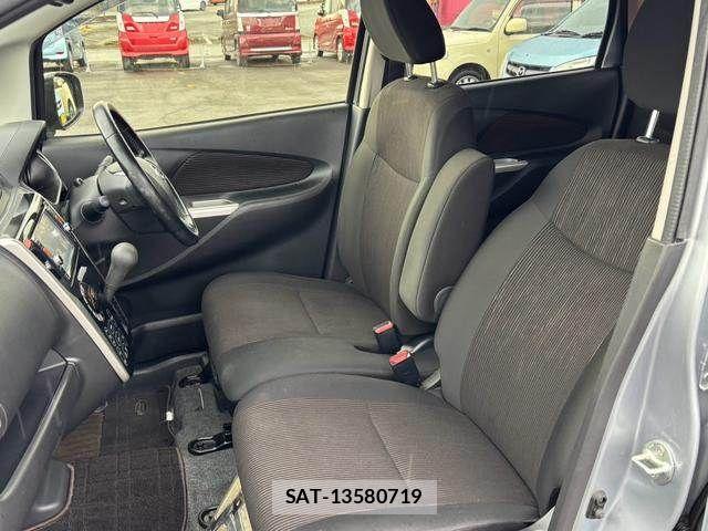 Nissan DAYZ 2015-09 8365525-22
