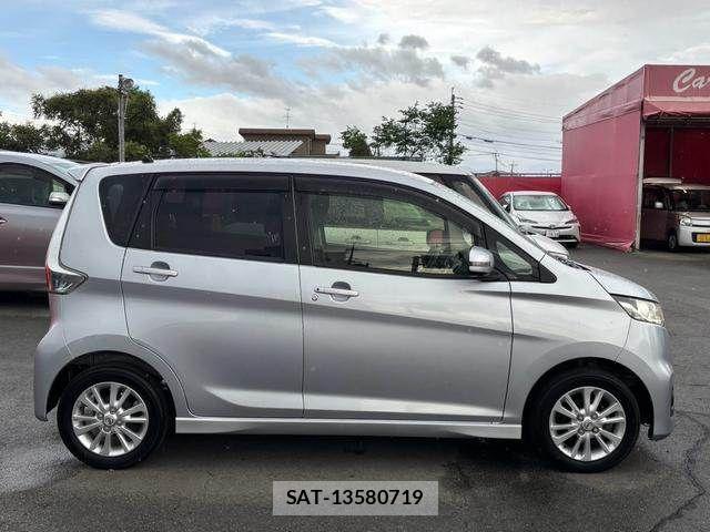 Nissan DAYZ 2015-09 8365525-3