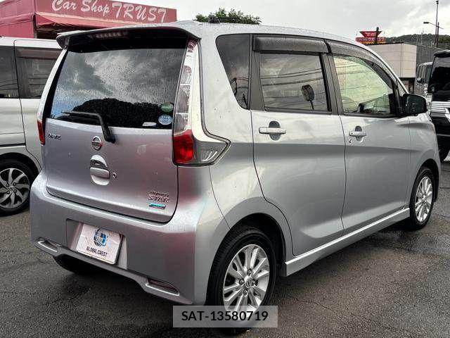 Nissan DAYZ 2015-09 8365525-5