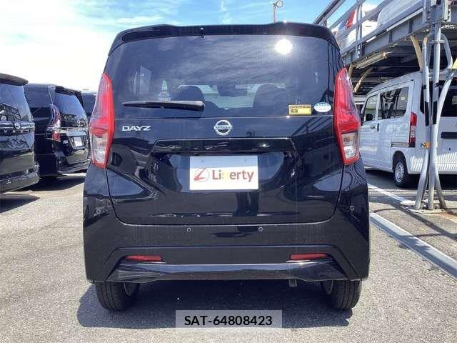 Nissan DAYZ 2021-09 8365479-10