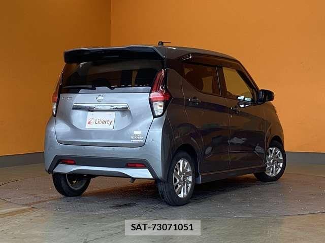 Nissan DAYZ 2022-03 8365446-7