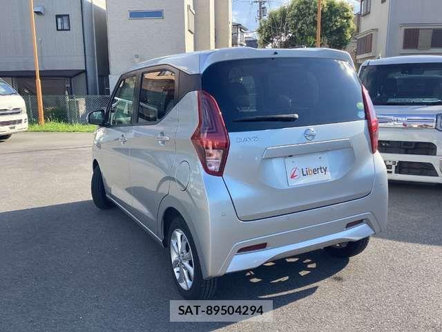 Nissan DAYZ 2019-03 8365501-9