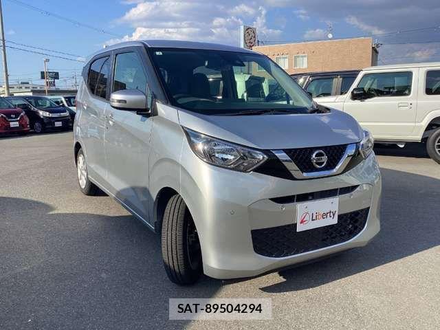 Nissan DAYZ 2019-03 8365501-6