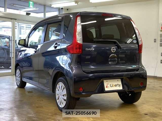 Nissan DAYZ 2013-11 8365520-10