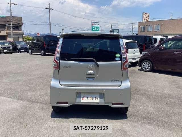 Nissan DAYZ 2018-09 8365519-16