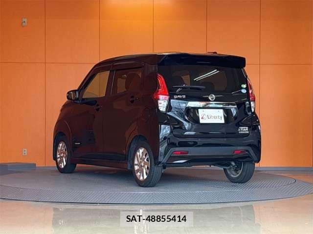 Nissan DAYZ 2021-05 8365452-12