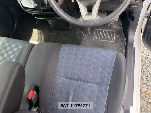 Nissan DAYZ 2020-11 8365512-6