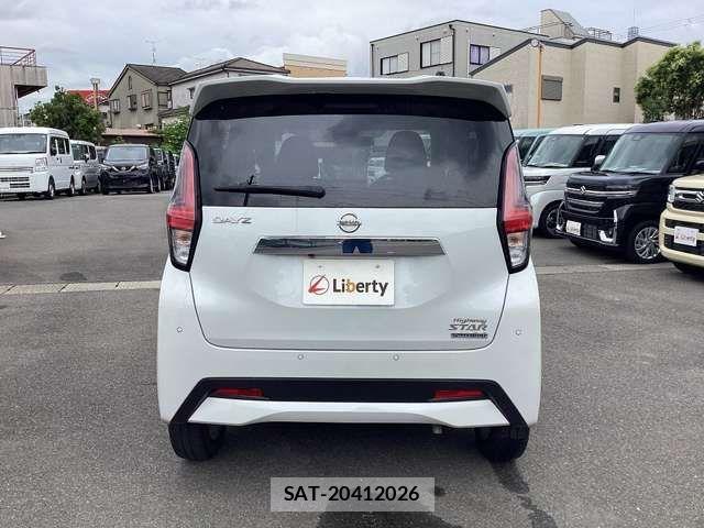 Nissan DAYZ 2022-05 8365448-9