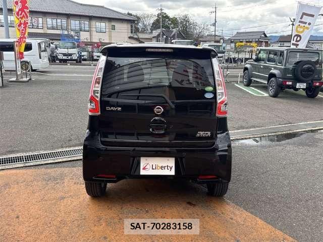 Nissan DAYZ 2018-05 8365477-12