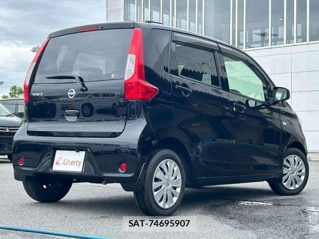 Nissan DAYZ 2017-03 8365506-10
