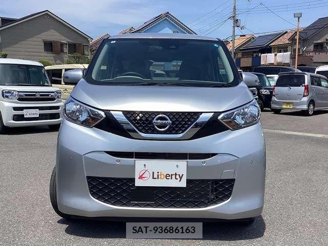 Nissan DAYZ 2022-02 8365455-4