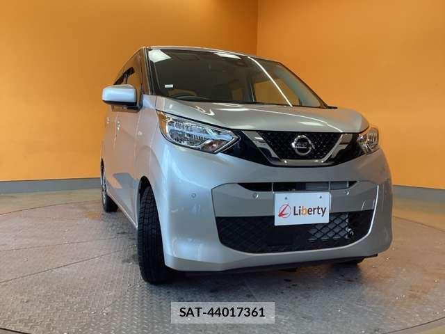 Nissan DAYZ 2021-03 8365486-12