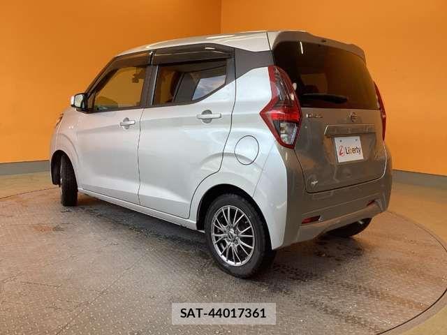 Nissan DAYZ 2021-03 8365486-5