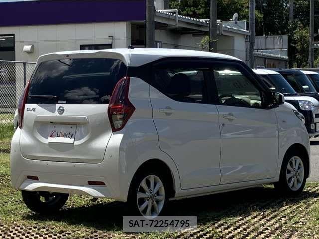 Nissan DAYZ 2022-02 8365456-7