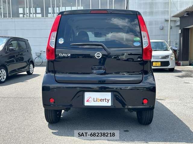 Nissan DAYZ 2018-07 8371591-16