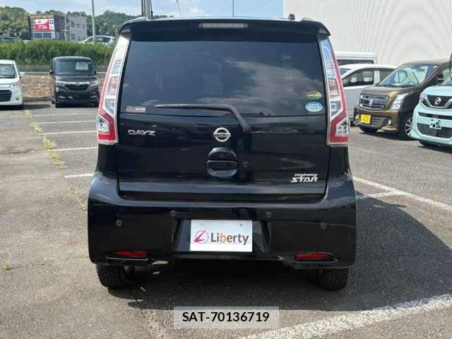 Nissan DAYZ 2019-01 8371590-14