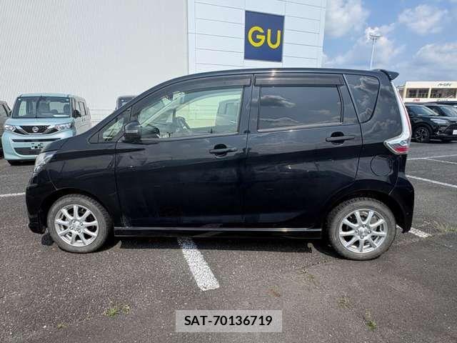Nissan DAYZ 2019-01 8371590-16