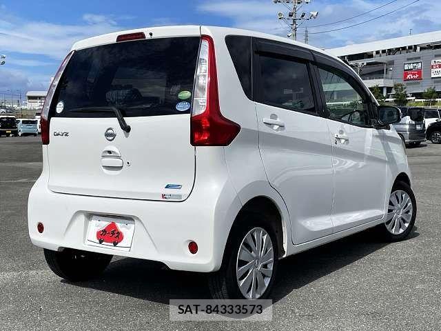 Nissan DAYZ 2013-07 8371592-2
