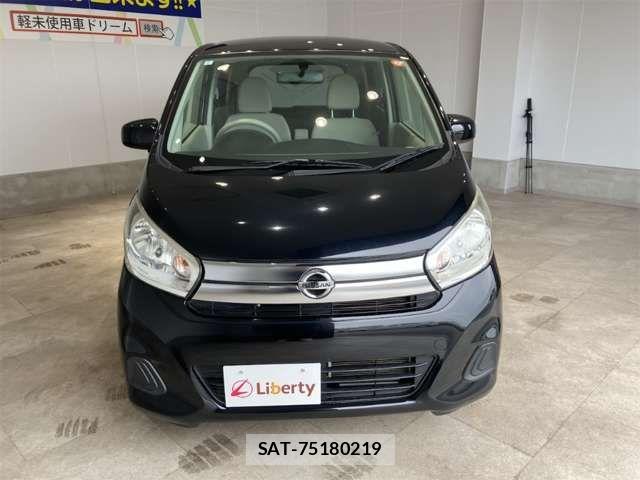 Nissan DAYZ 2016-02 8371593-5