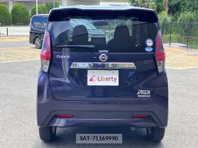 Nissan DAYZ 2021-10 8371586-15