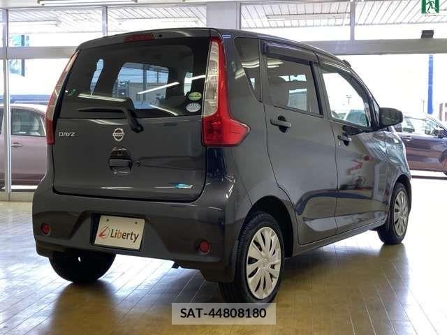 Nissan DAYZ 2013-07 8371594-8