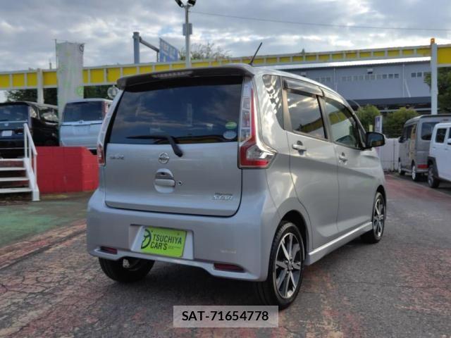 Nissan DAYZ 2017-12 8371585-1
