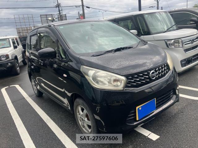 Nissan DAYZ 2013-12 8411967-1