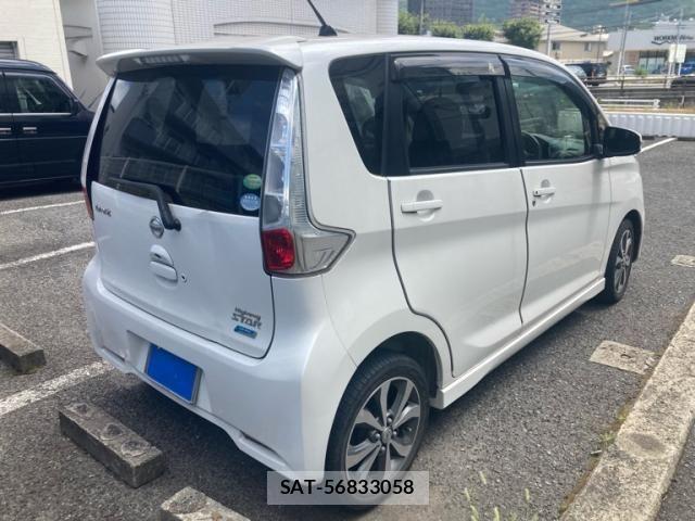 Nissan DAYZ 2013-06 8411957-2