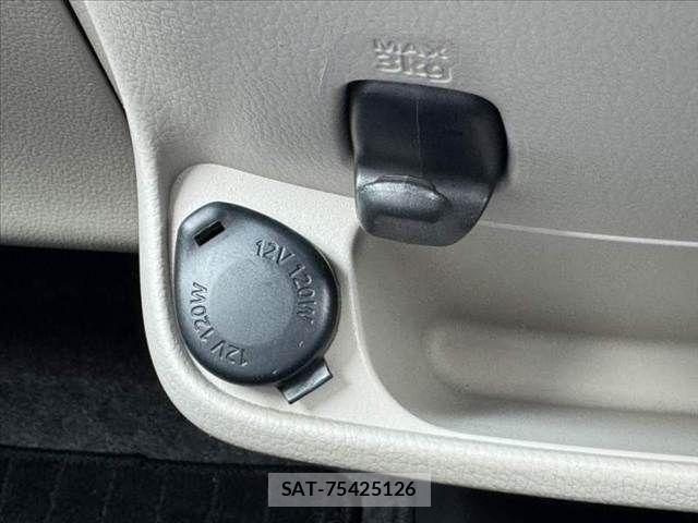 Nissan DAYZ 2017-03 8411953-29