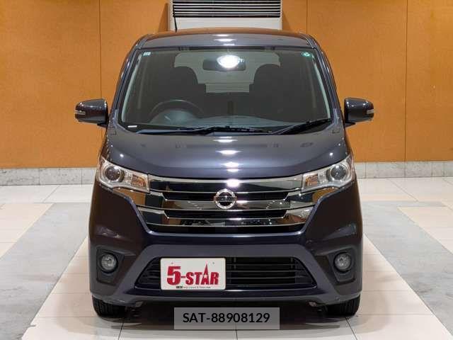 Nissan DAYZ 2014-03 8457341-6