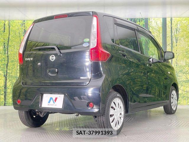 Nissan DAYZ 2013-09 8485266-16