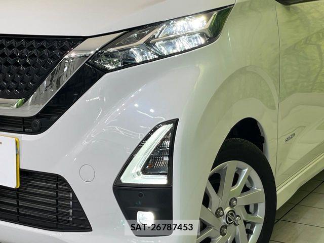 Nissan DAYZ 2023-12 8524303-11