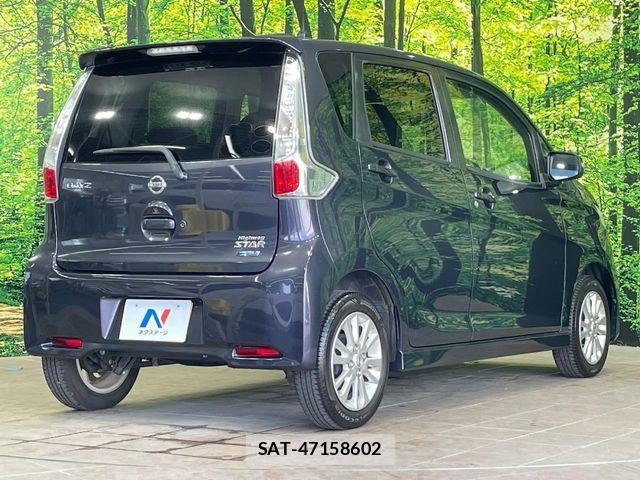 Nissan DAYZ 2013-06 8524320-16