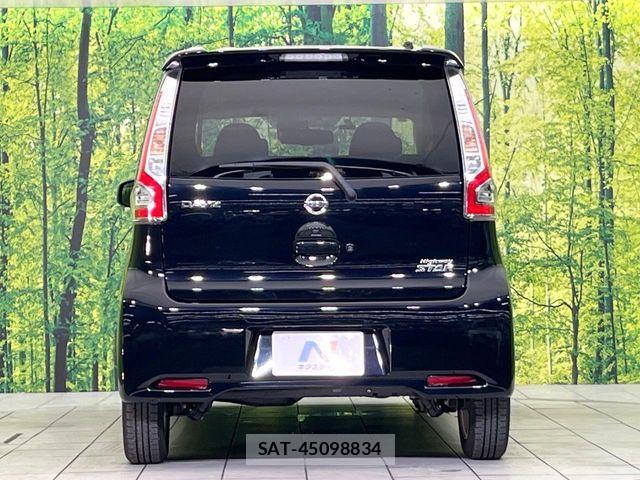 Nissan DAYZ 2017-05 8524314-14