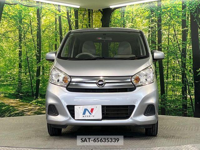 Nissan DAYZ 2015-12 8524327-13