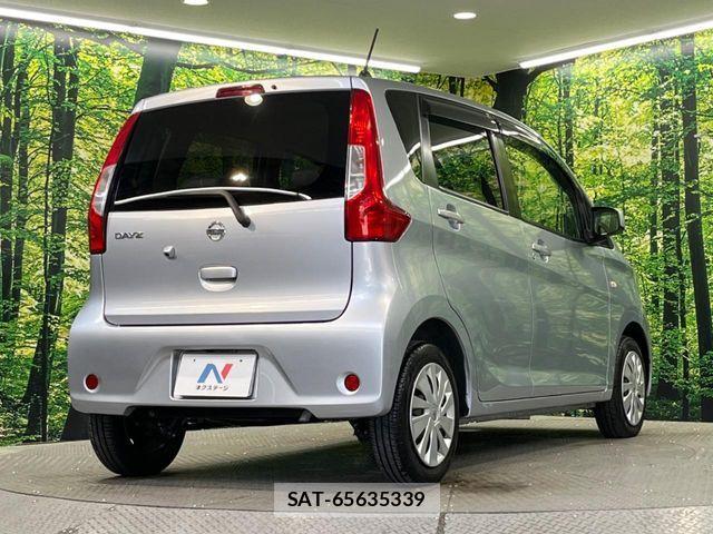 Nissan DAYZ 2015-12 8524327-16