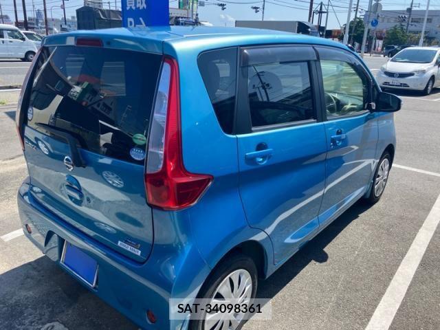 Nissan DAYZ 2013-09 8561672-9