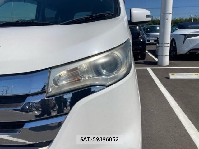 Nissan DAYZ 2014-01 8561671-3