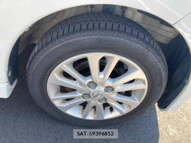 Nissan DAYZ 2014-01 8561671-5