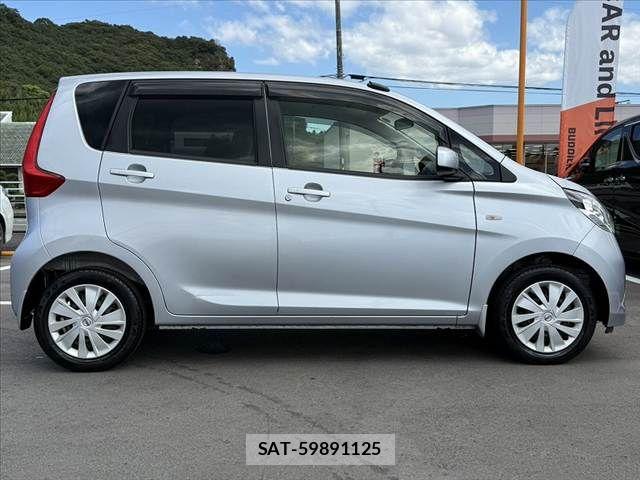 Nissan DAYZ 2013-10 8561670-11