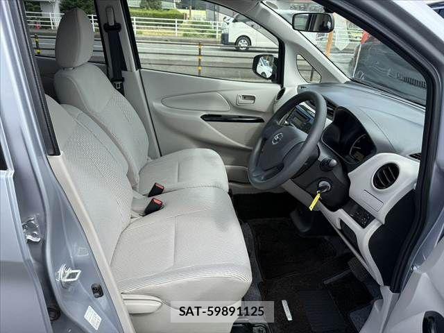 Nissan DAYZ 2013-10 8561670-15