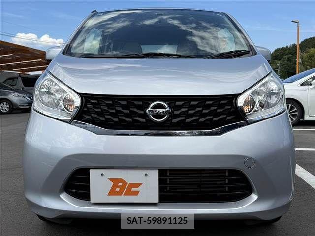 Nissan DAYZ 2013-10 8561670-8