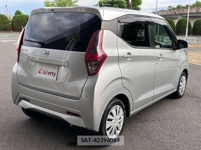 Nissan DAYZ 2021-12 8626431-13
