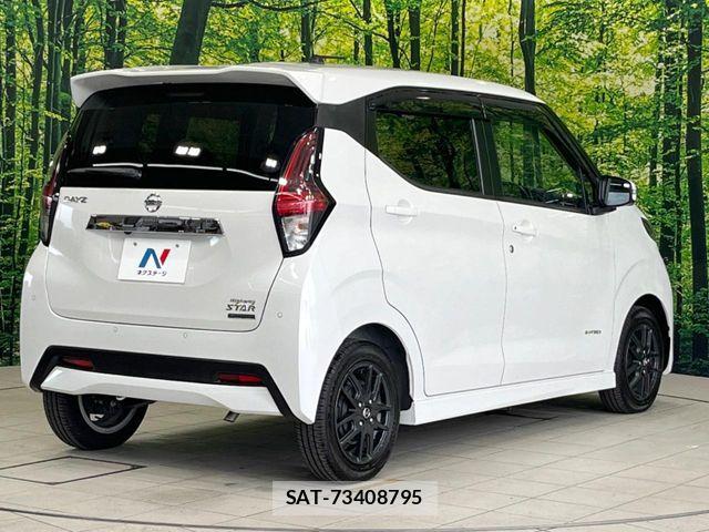 Nissan DAYZ 2019-10 8626415-16