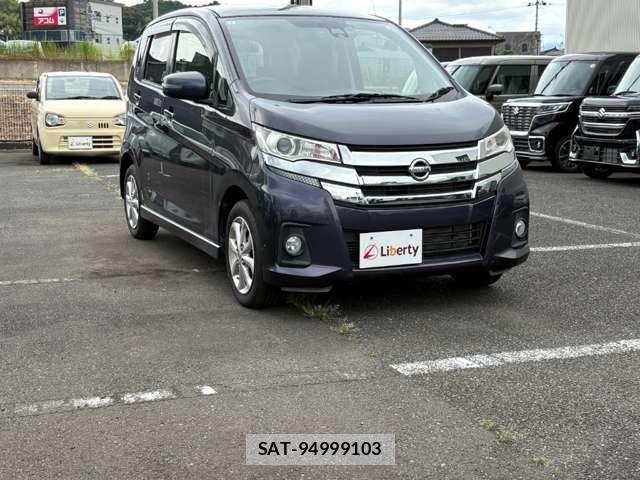 Nissan DAYZ 2017-06 8626434-11